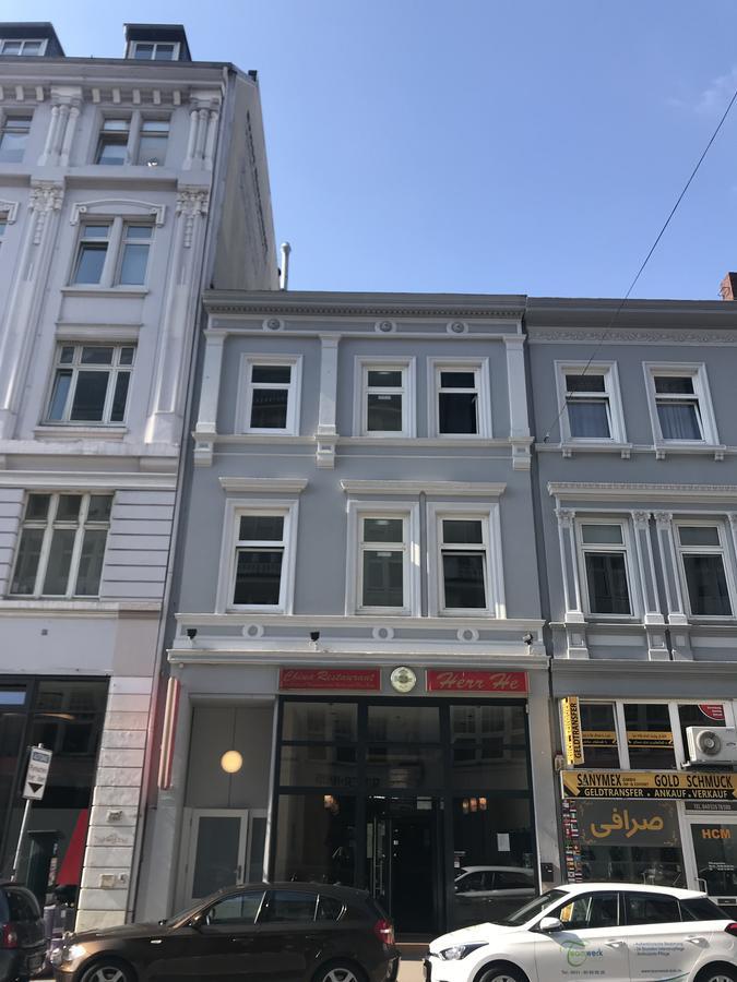 Hotel Fame Am Hauptbahnhof Hamburg Exterior photo